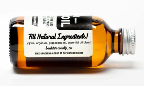 recyclable glass bottle with aluminum cap and no plastic